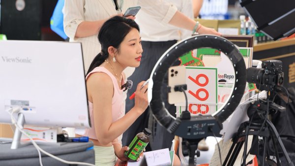 乐蒙网 中国短剧出海规模有望达百亿美元